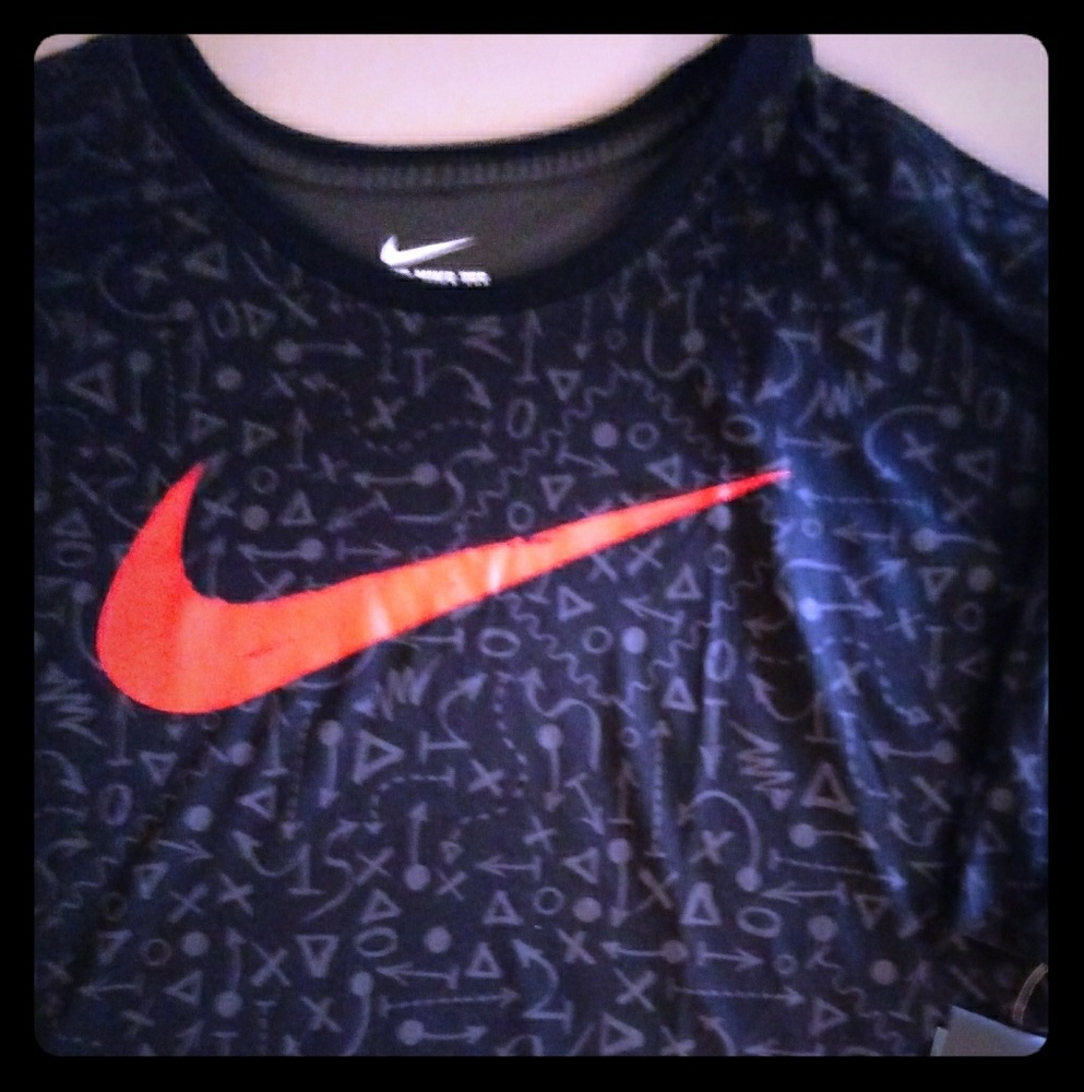 Nike t shirt